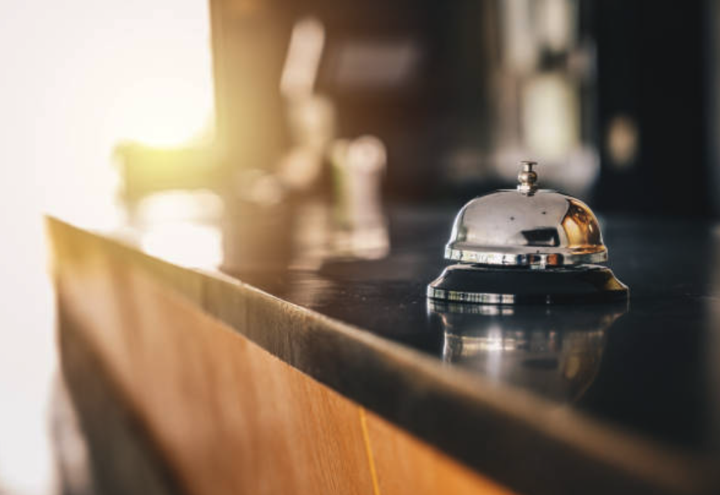 ¿Es legal que un hotel escanee mi DNI o pasaporte al hacer el check-in?